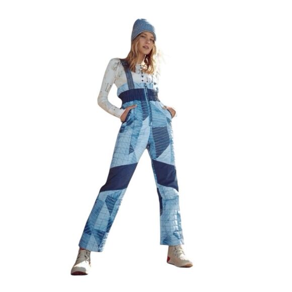 FP Movement Free People Indigo Patch Printed All Prepped Bib Overalls Blue White - Picture 1 of 15